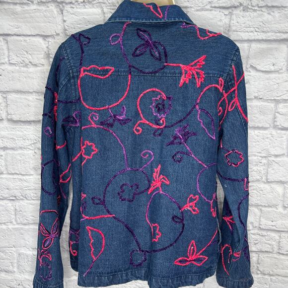 Vintage Choices Denim Jean Jacket Size M Pink Floral Embroidered Textured - Picture 5 of 7